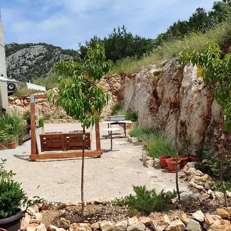 Antea Hvar * Hvar Town